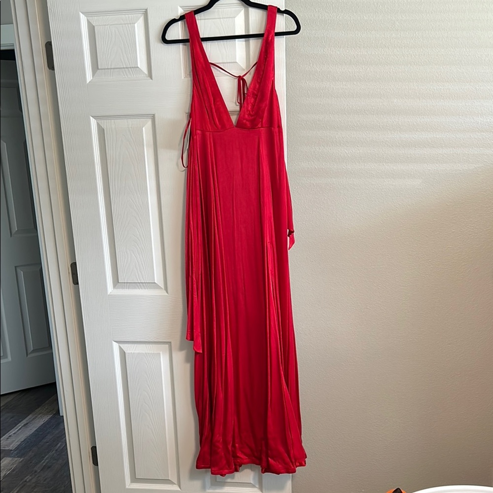Elegant Red Maxi Dress